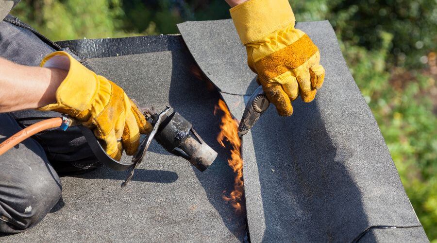 Expert Emergency Roof Repairs services in Middleville, MI